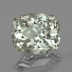 untreated cushion Montana Sapphire